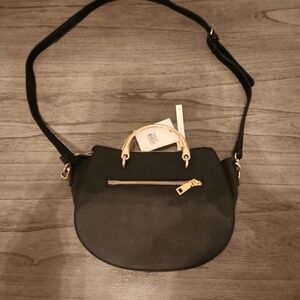 Chic Black Crossbody Bag
